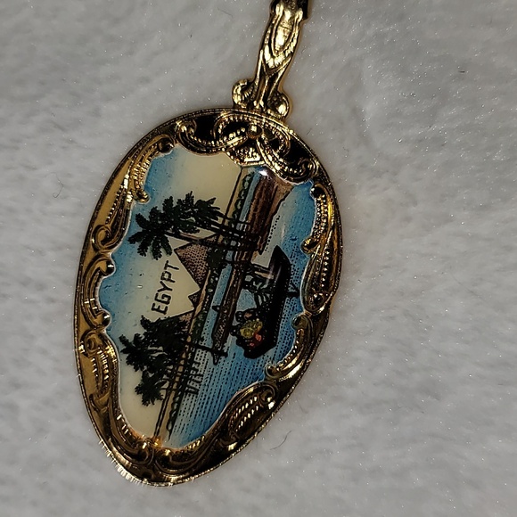 Egypt Souvenir Spoon gold tone enameled pyramid Nile scene. - Picture 3 of 7
